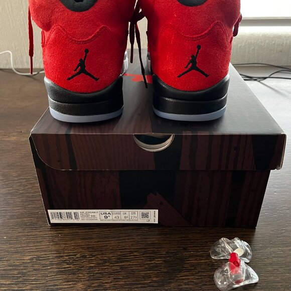 Nike Jordan 5 Retro Raging Bull (2021) M 9.5 - Picture 2 of 5